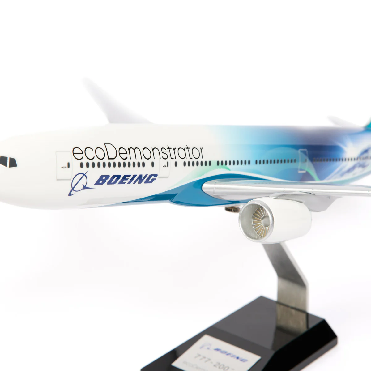 Boeing 777-200ER EcoDemonstrator 1:144 Model - Image 6