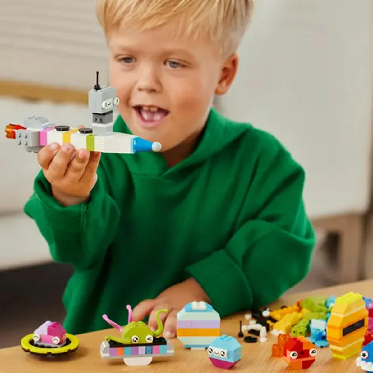 LEGO® Creative Space Planets - Image 2