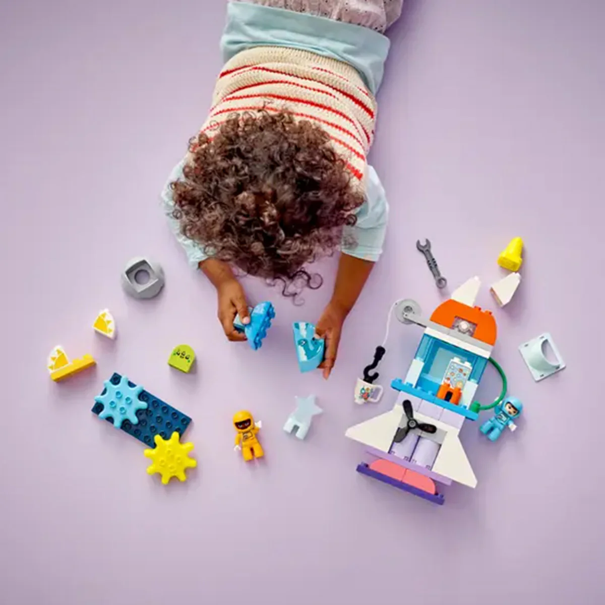 LEGO® DUPLO 3-in-1 Space Shuttle Adventure - Image 6