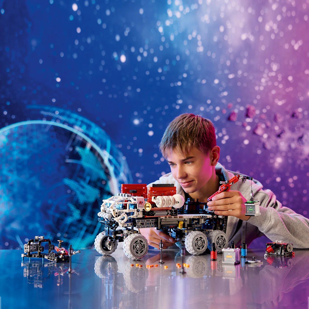 LEGO® Mars Crew Exploration Rover - Image 3