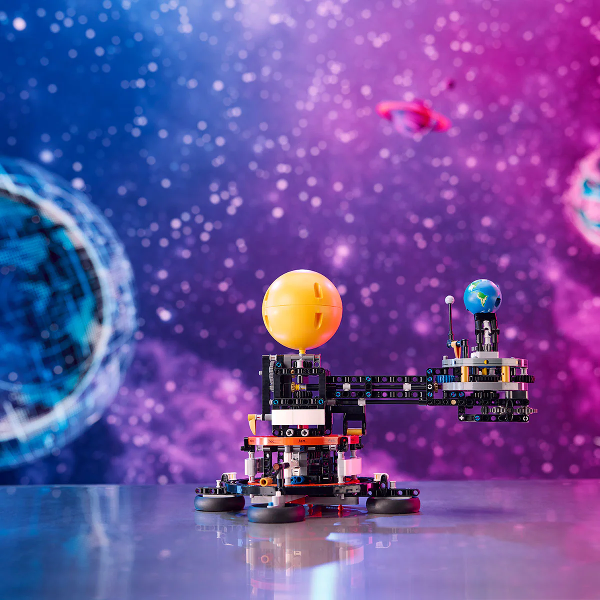 LEGO® Planet Earth and Moon in Orbit - Image 4