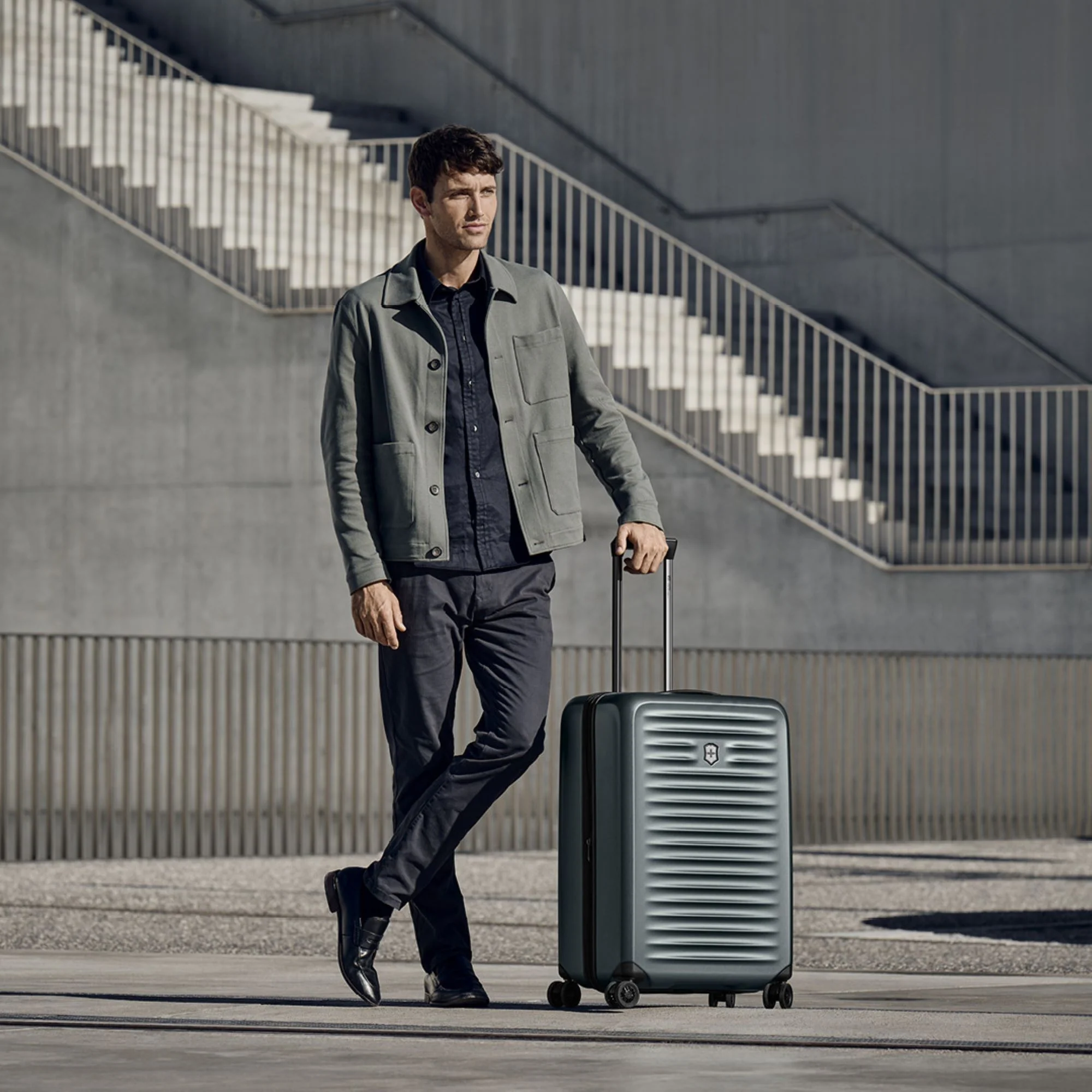 Victorinox Airox Advanced Medium - Storm - Image 2